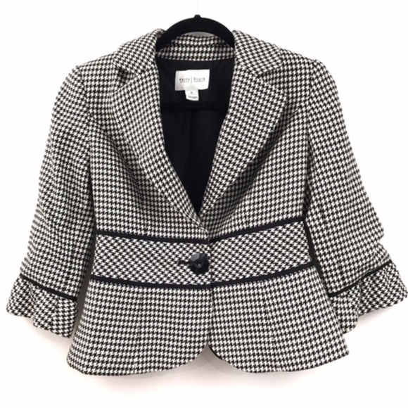 White House Black Market Jackets & Blazers - White House Black Market Houndstooth Blazer size 0